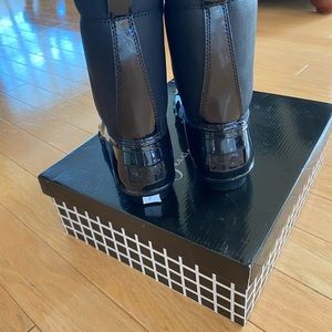 Ladies New Duck Boots